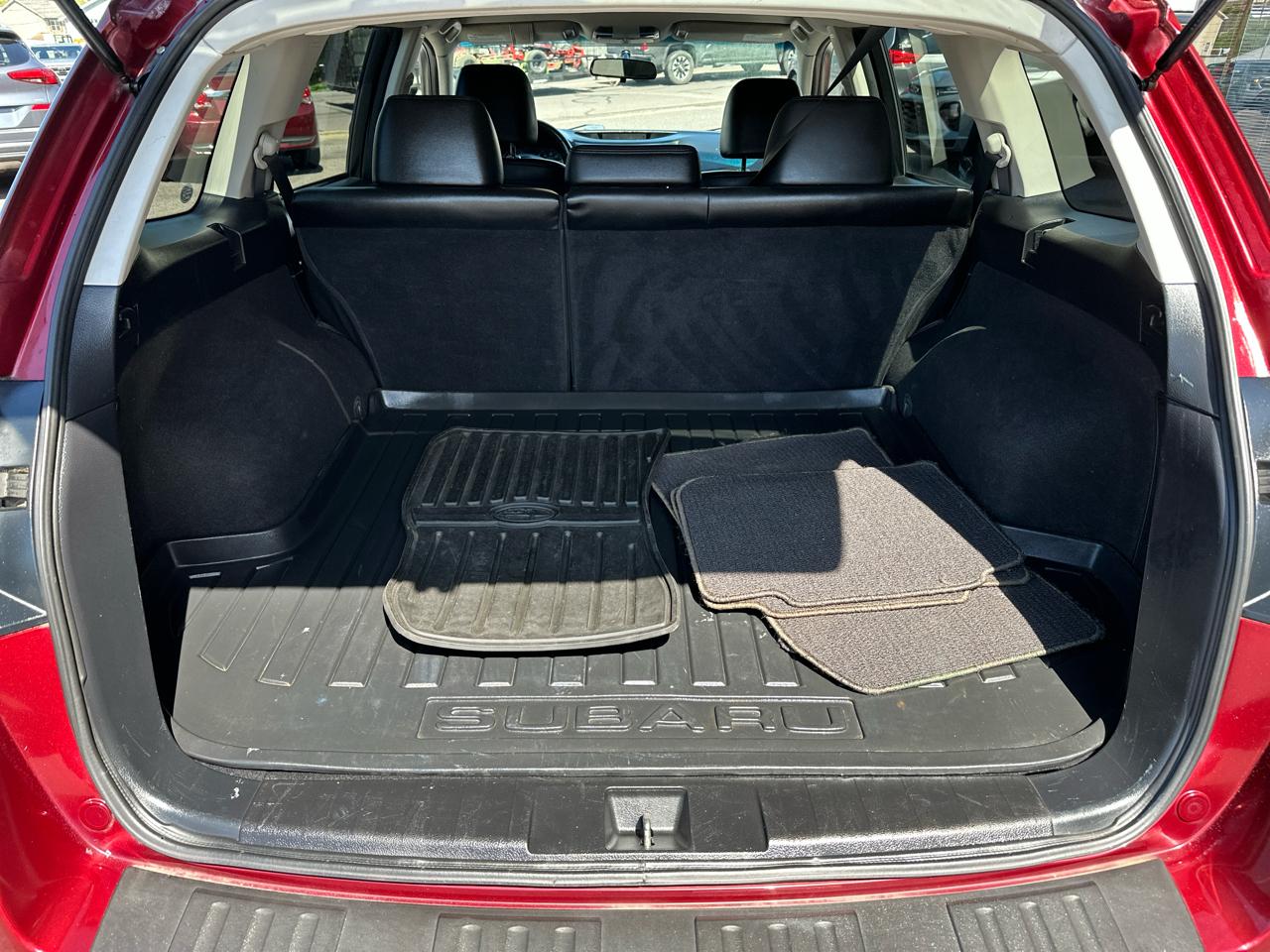 Subaru Outback 2.5i Limited 2012