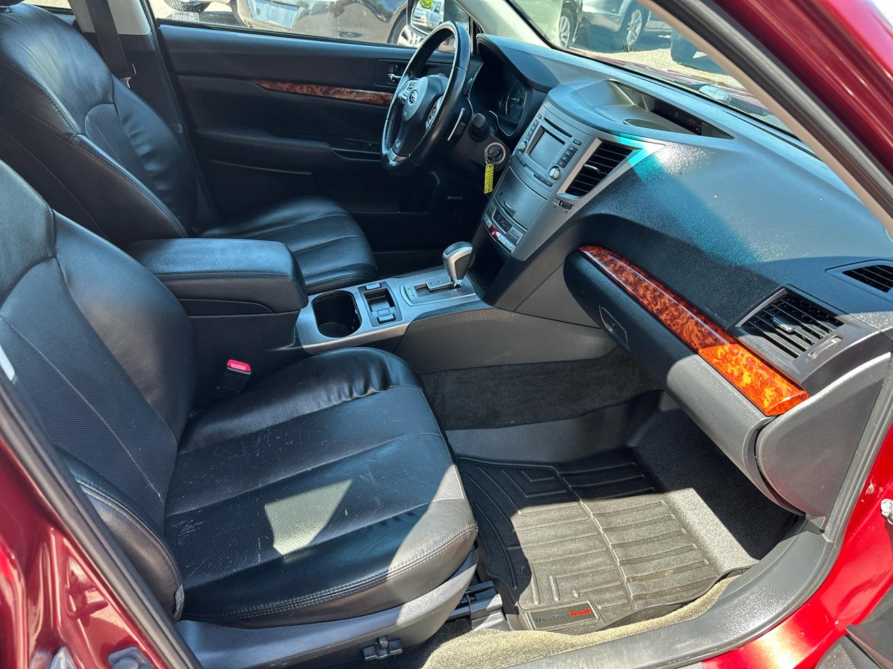 Subaru Outback 2.5i Limited 2012