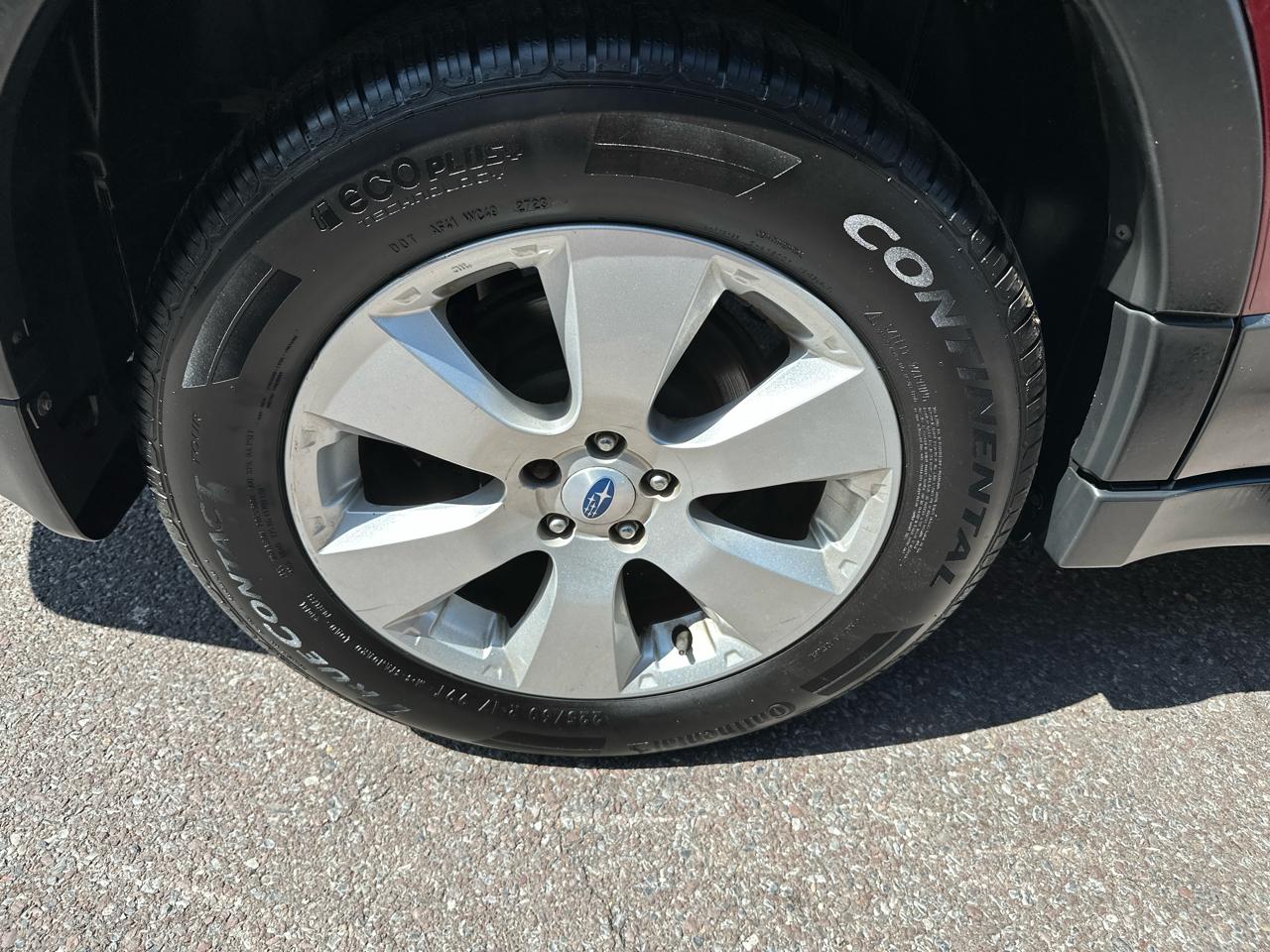 Subaru Outback 2.5i Limited 2012