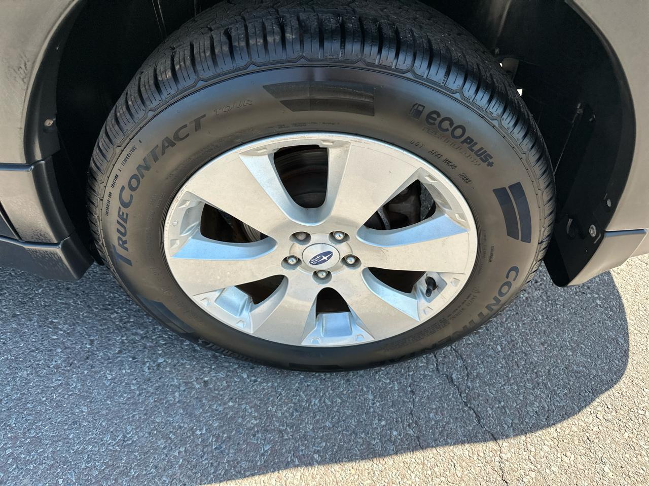 Subaru Outback 2.5i Limited 2012