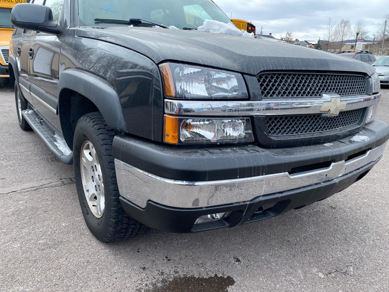 Chevrolet Avalanche 1500 4WD 2004