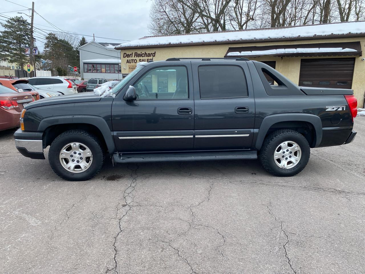 Chevrolet Avalanche 1500 4WD 2004