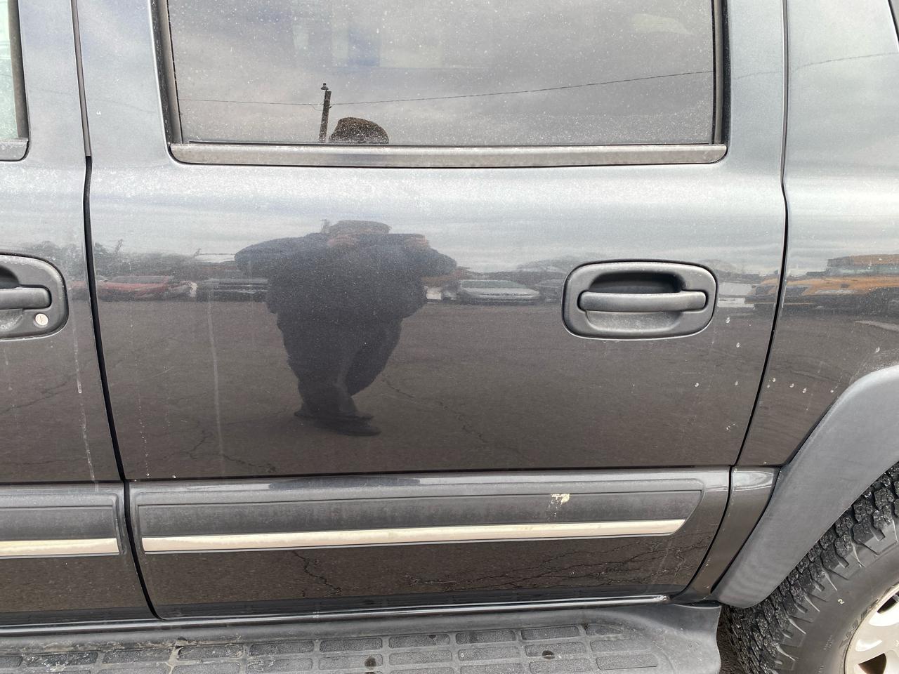 Chevrolet Avalanche 1500 4WD 2004