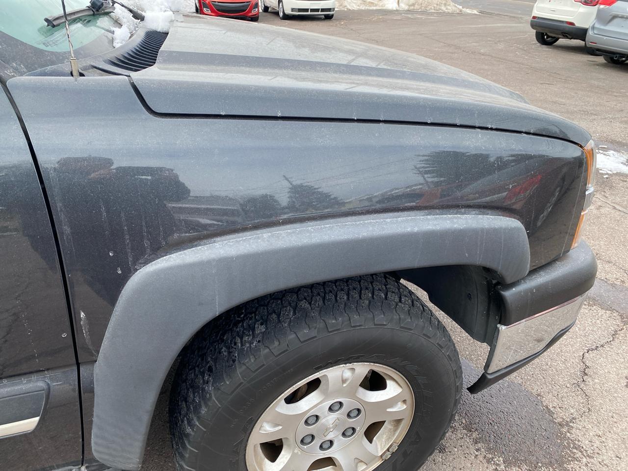 Chevrolet Avalanche 1500 4WD 2004