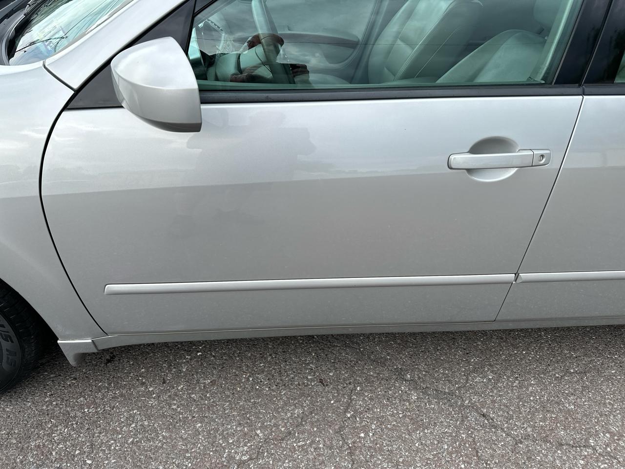 Nissan Maxima SE 2004