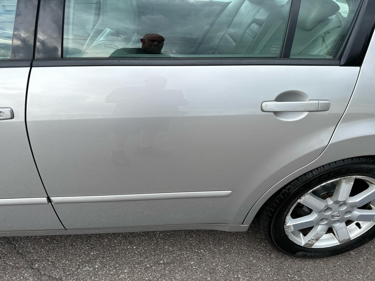 Nissan Maxima SE 2004