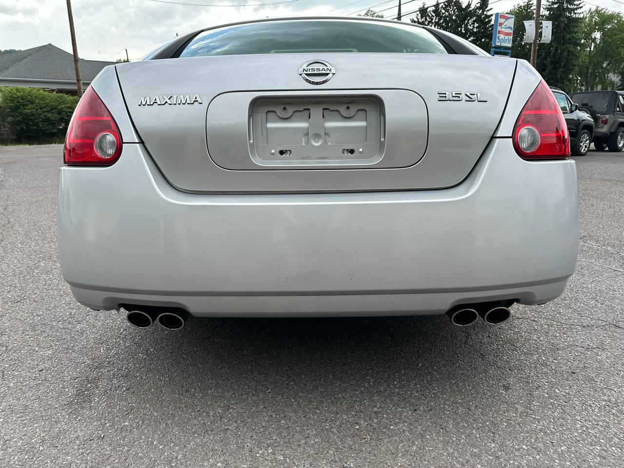 Nissan Maxima SE 2004