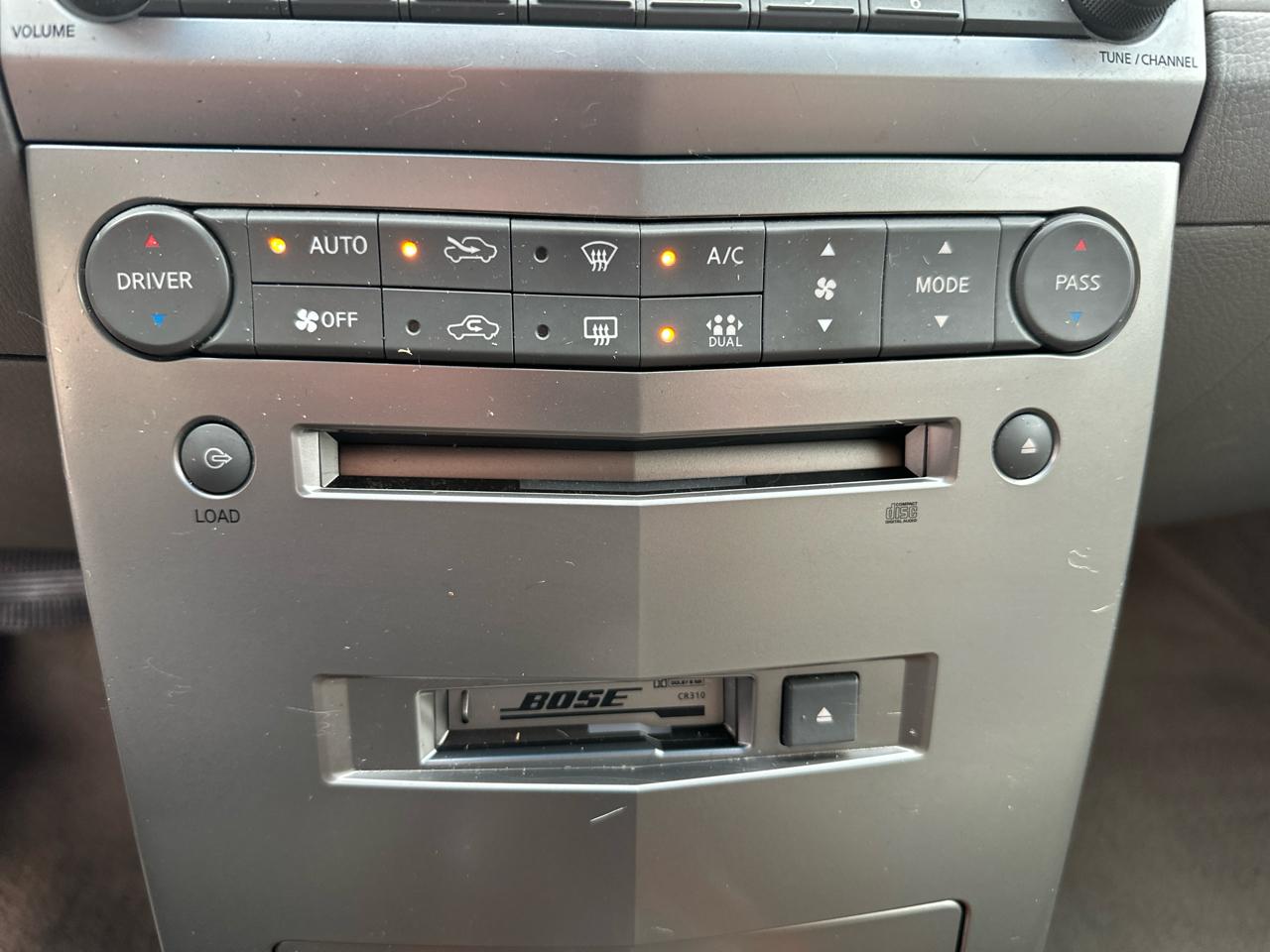 Nissan Maxima SE 2004