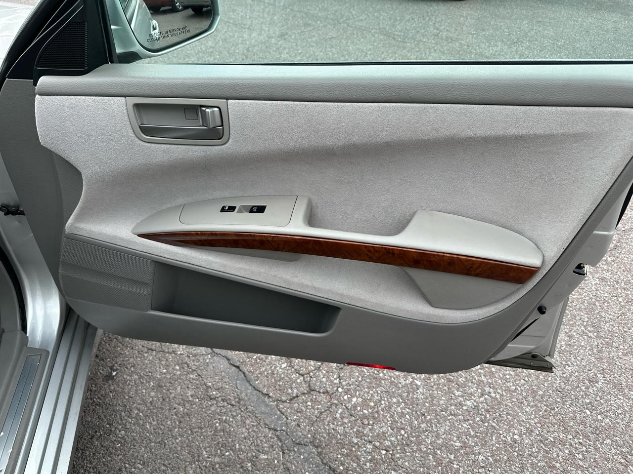 Nissan Maxima SE 2004