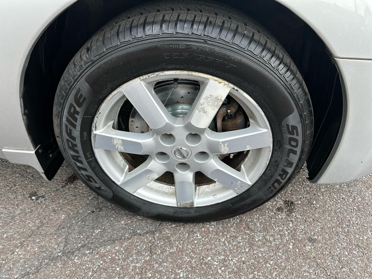 Nissan Maxima SE 2004