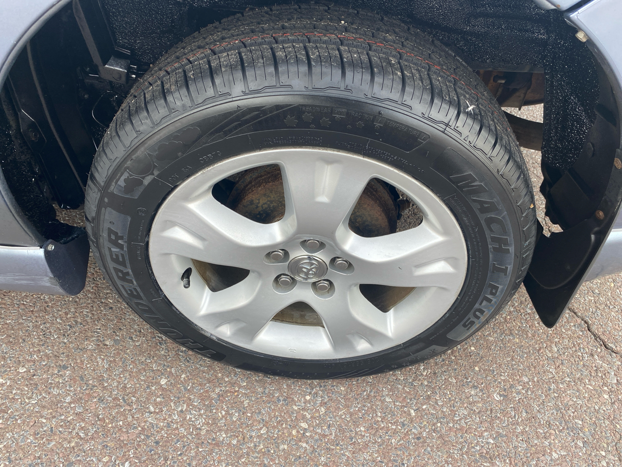 Toyota Matrix 4WD 2005