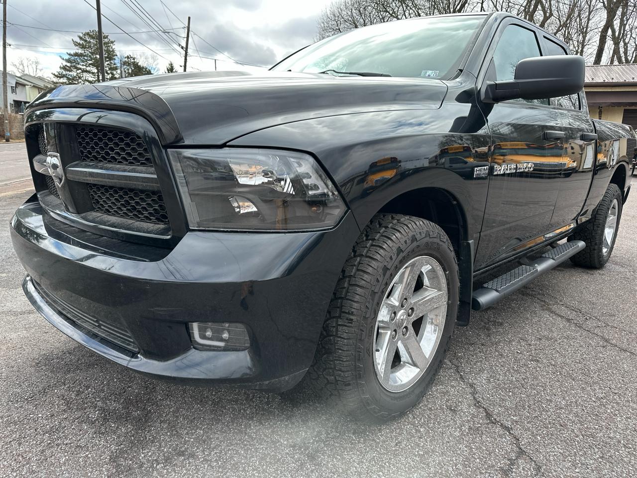 RAM 1500 ST Quad Cab 4WD 2012