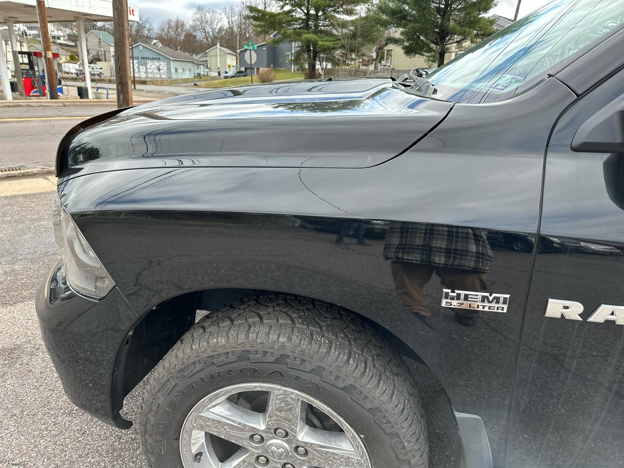 RAM 1500 ST Quad Cab 4WD 2012