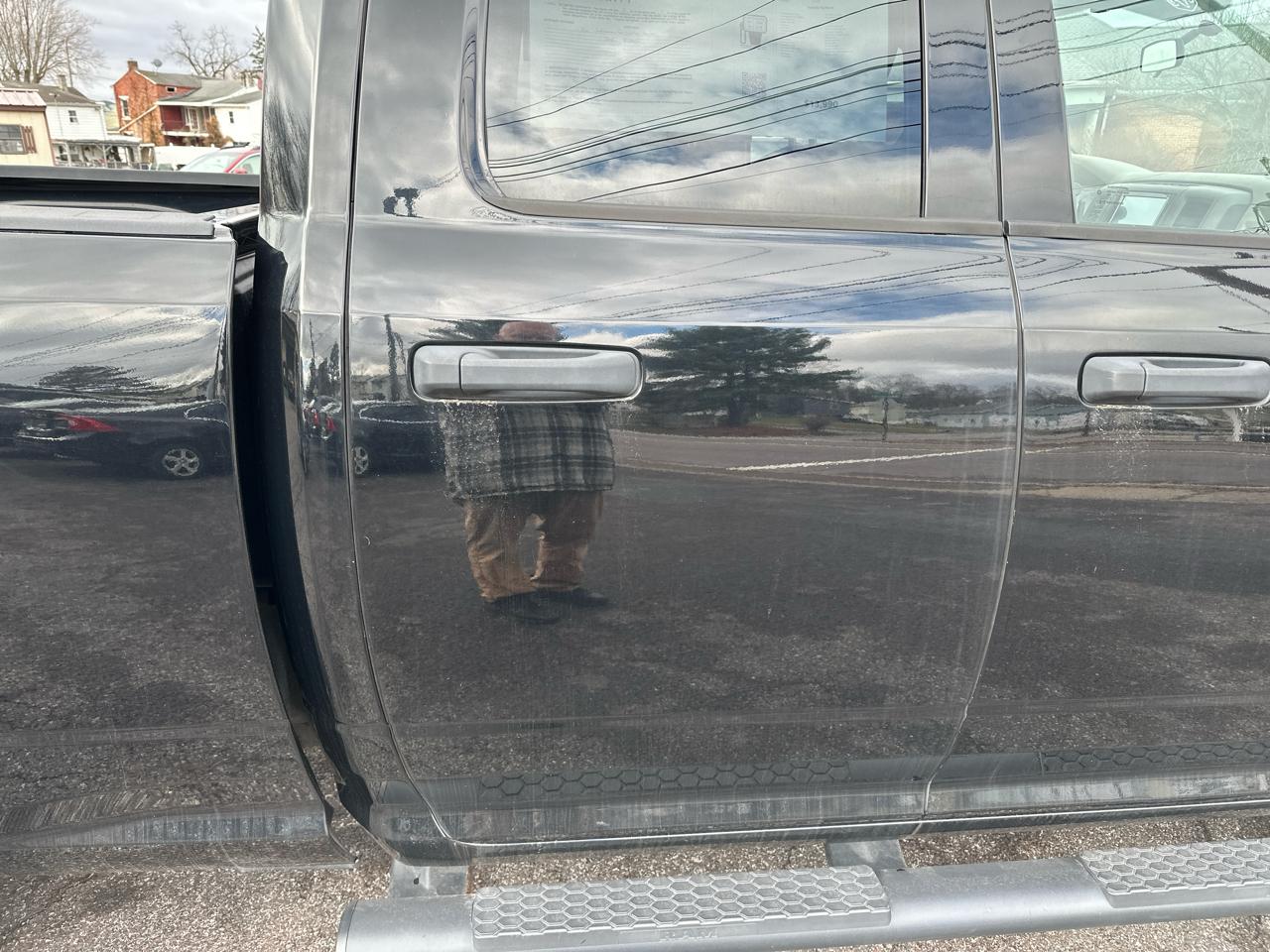 RAM 1500 ST Quad Cab 4WD 2012