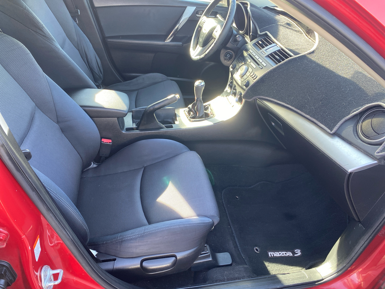 Mazda MAZDA3 s Grand Touring 4-Door 2010