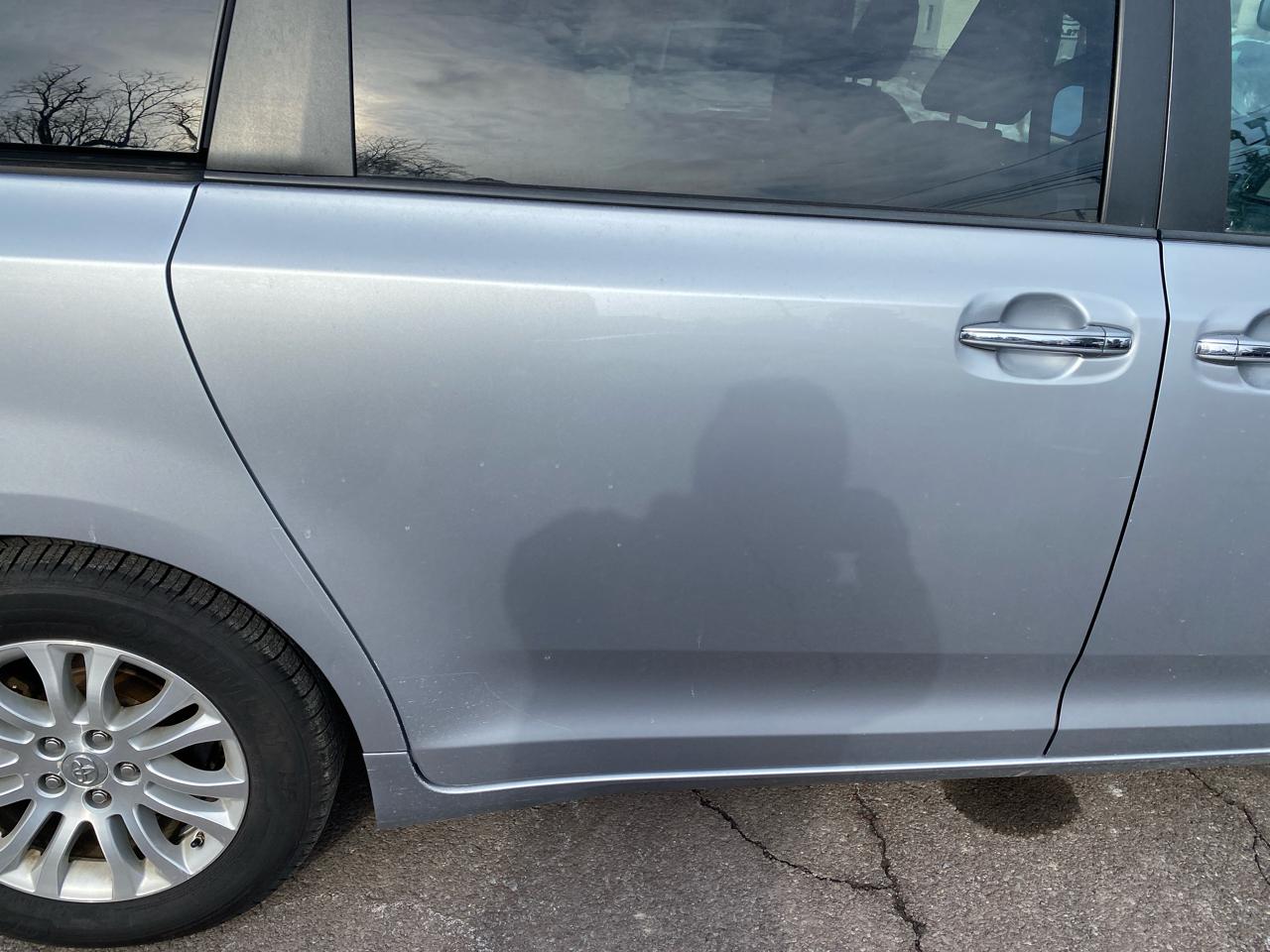 Toyota Sienna XLE FWD 8-Passenger V6 2014