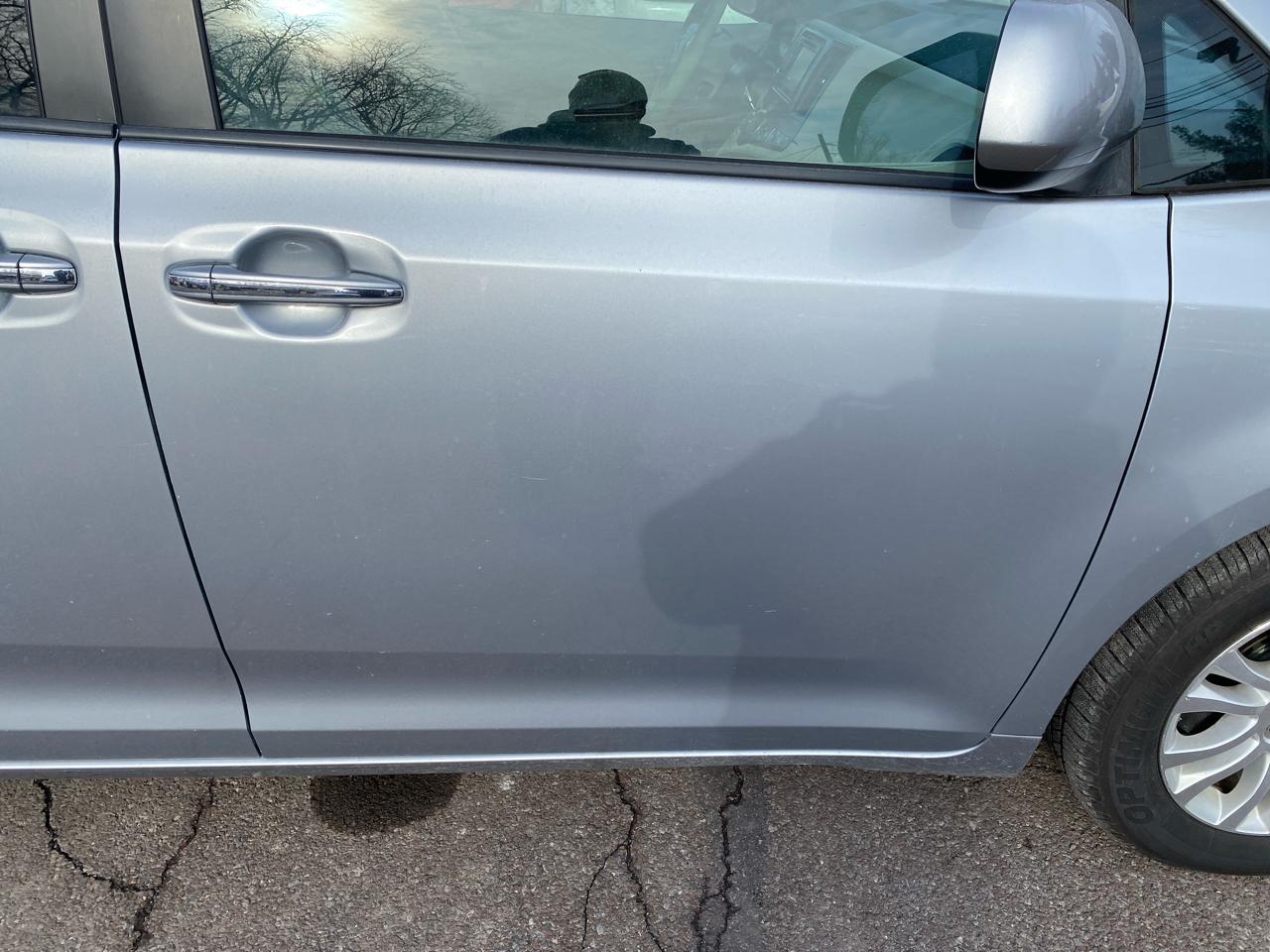 Toyota Sienna XLE FWD 8-Passenger V6 2014