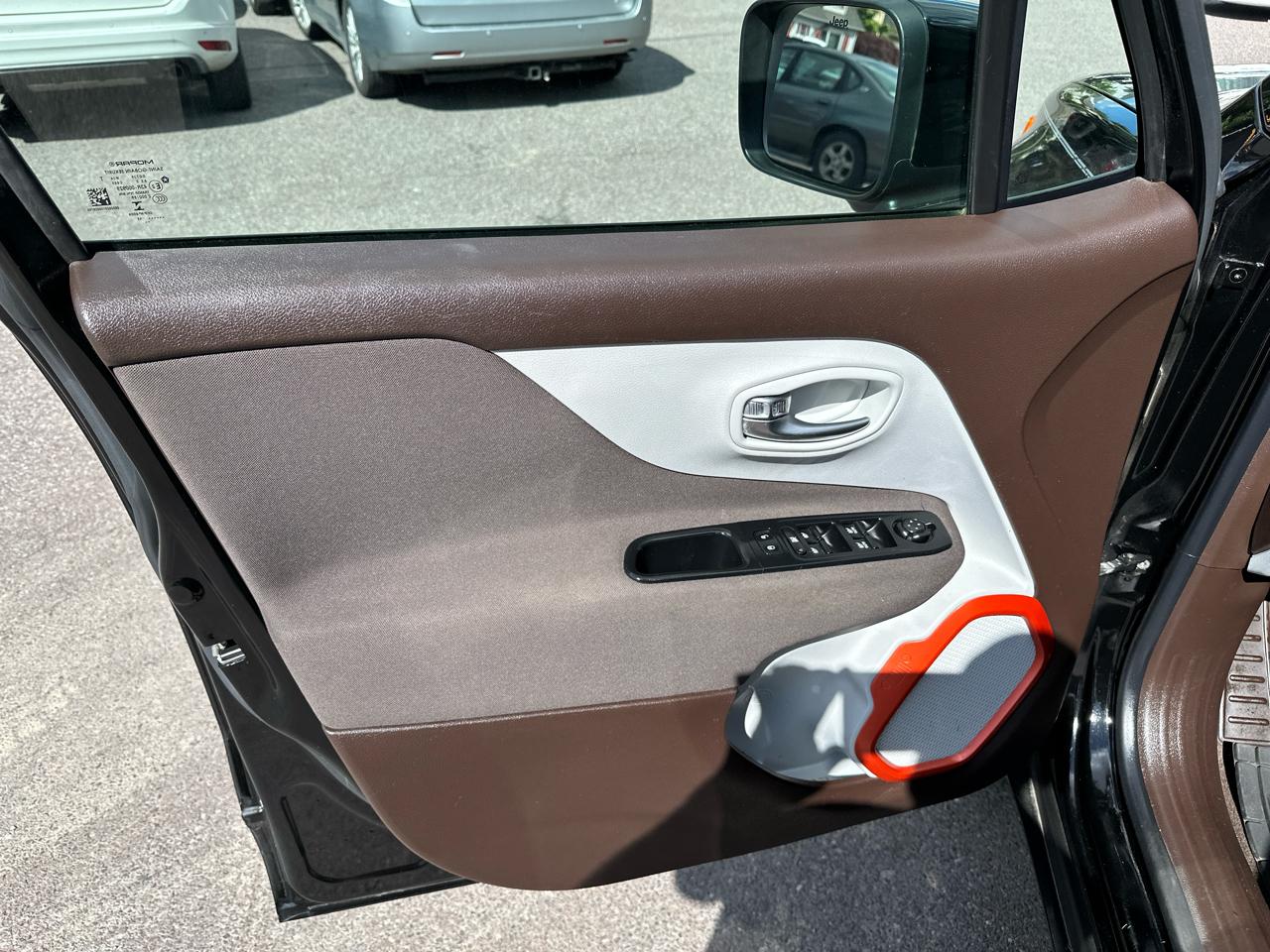 Jeep Renegade Latitude 4WD 2015