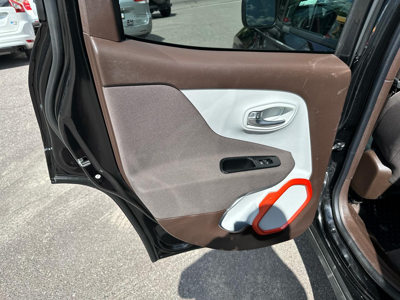 Jeep Renegade Latitude 4WD 2015
