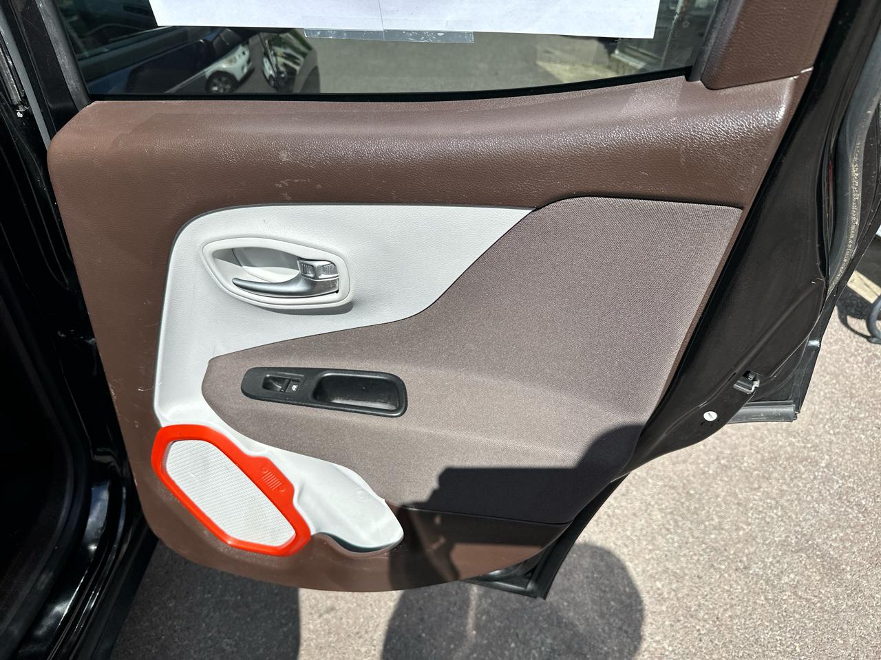 Jeep Renegade Latitude 4WD 2015