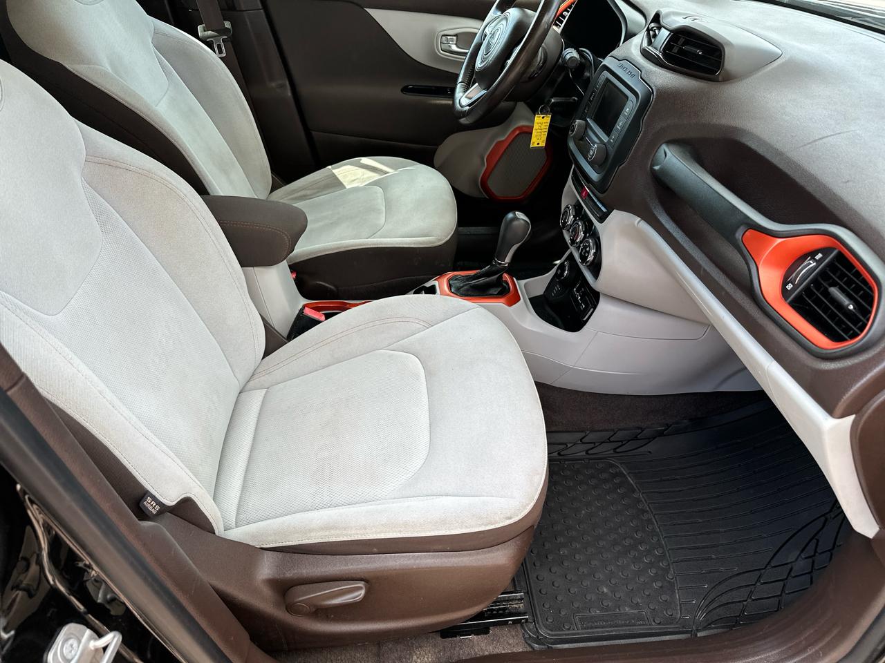 Jeep Renegade Latitude 4WD 2015