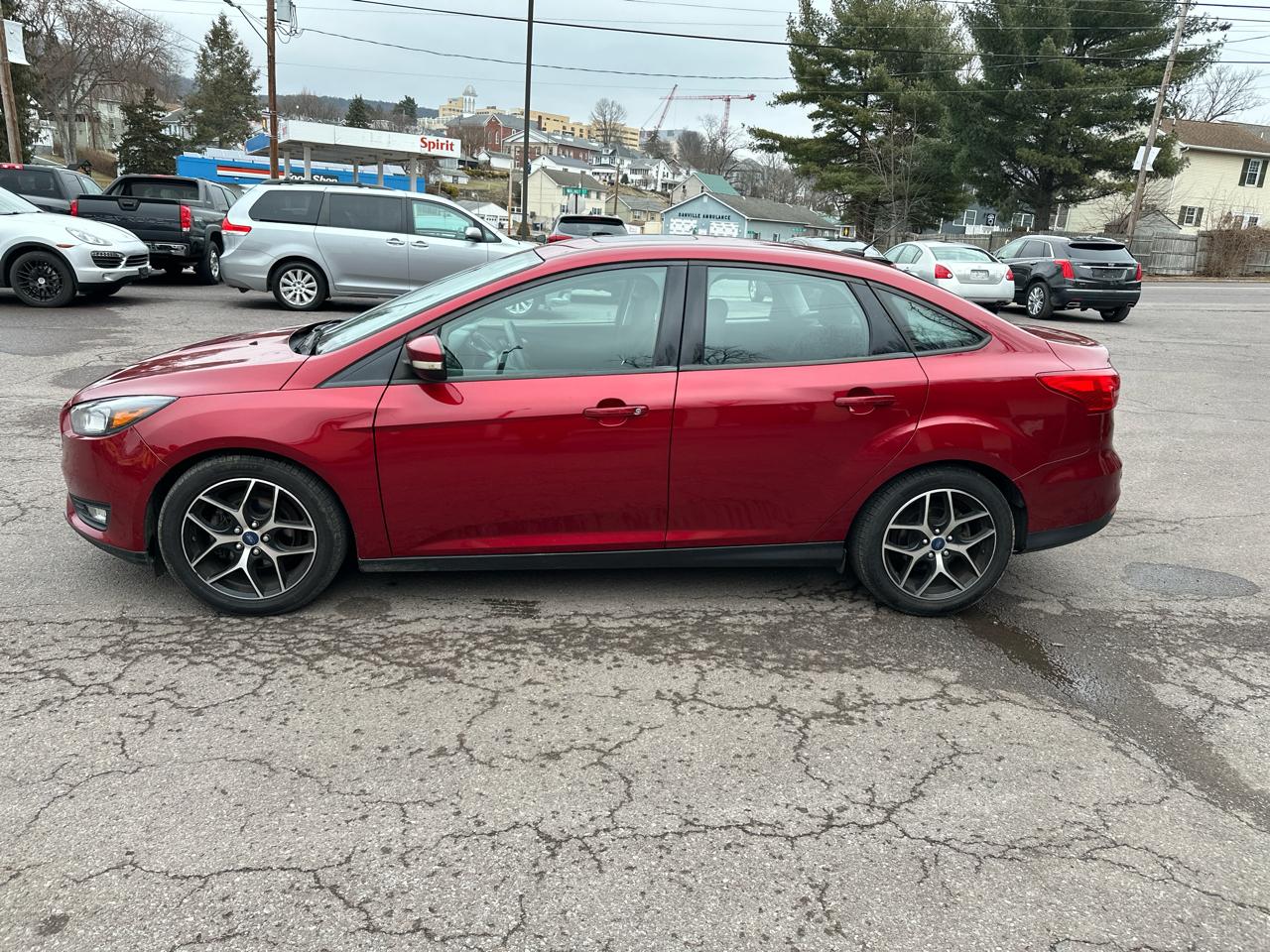 Ford Focus SEL Sedan 2017