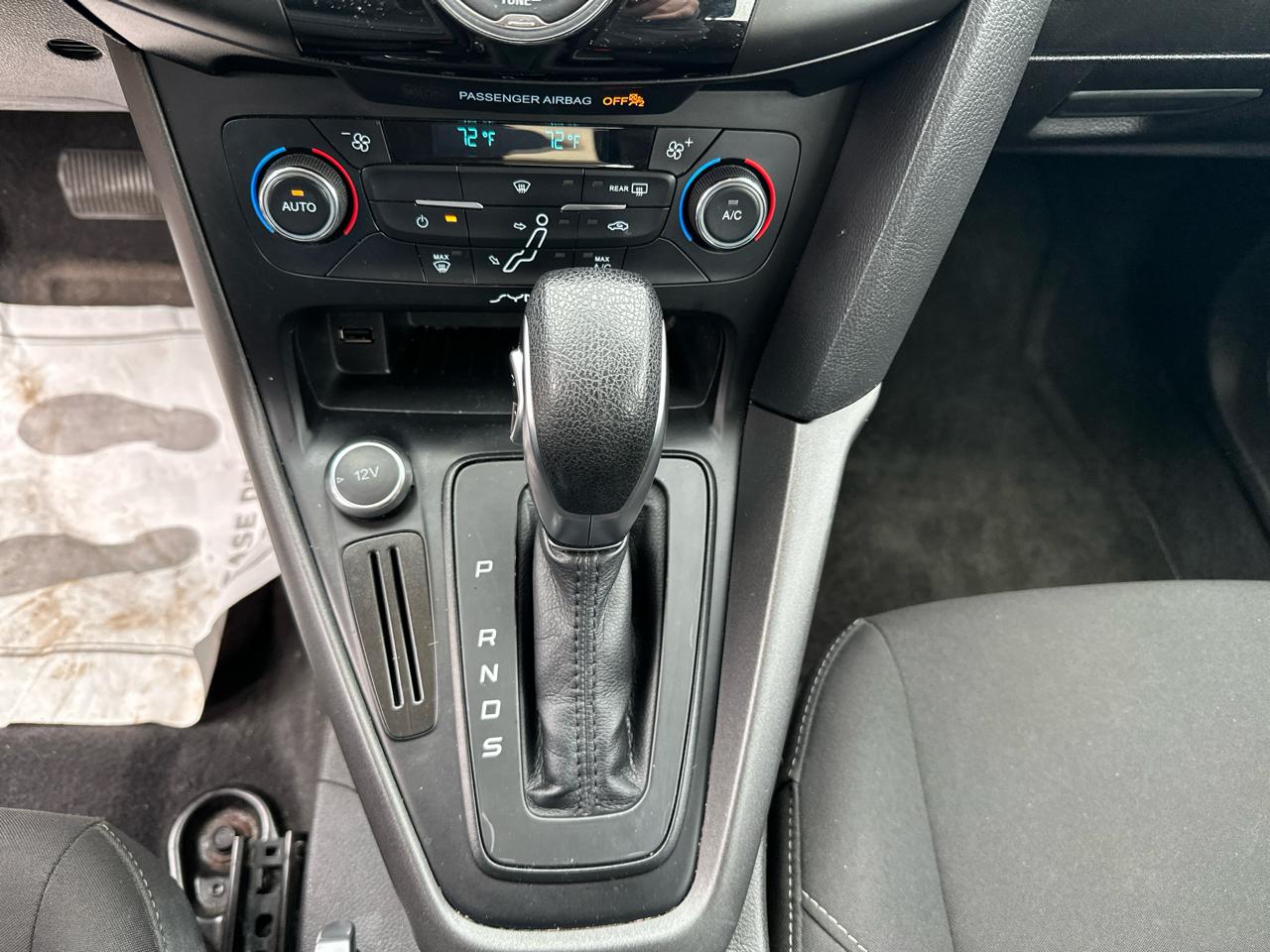 Ford Focus SEL Sedan 2017