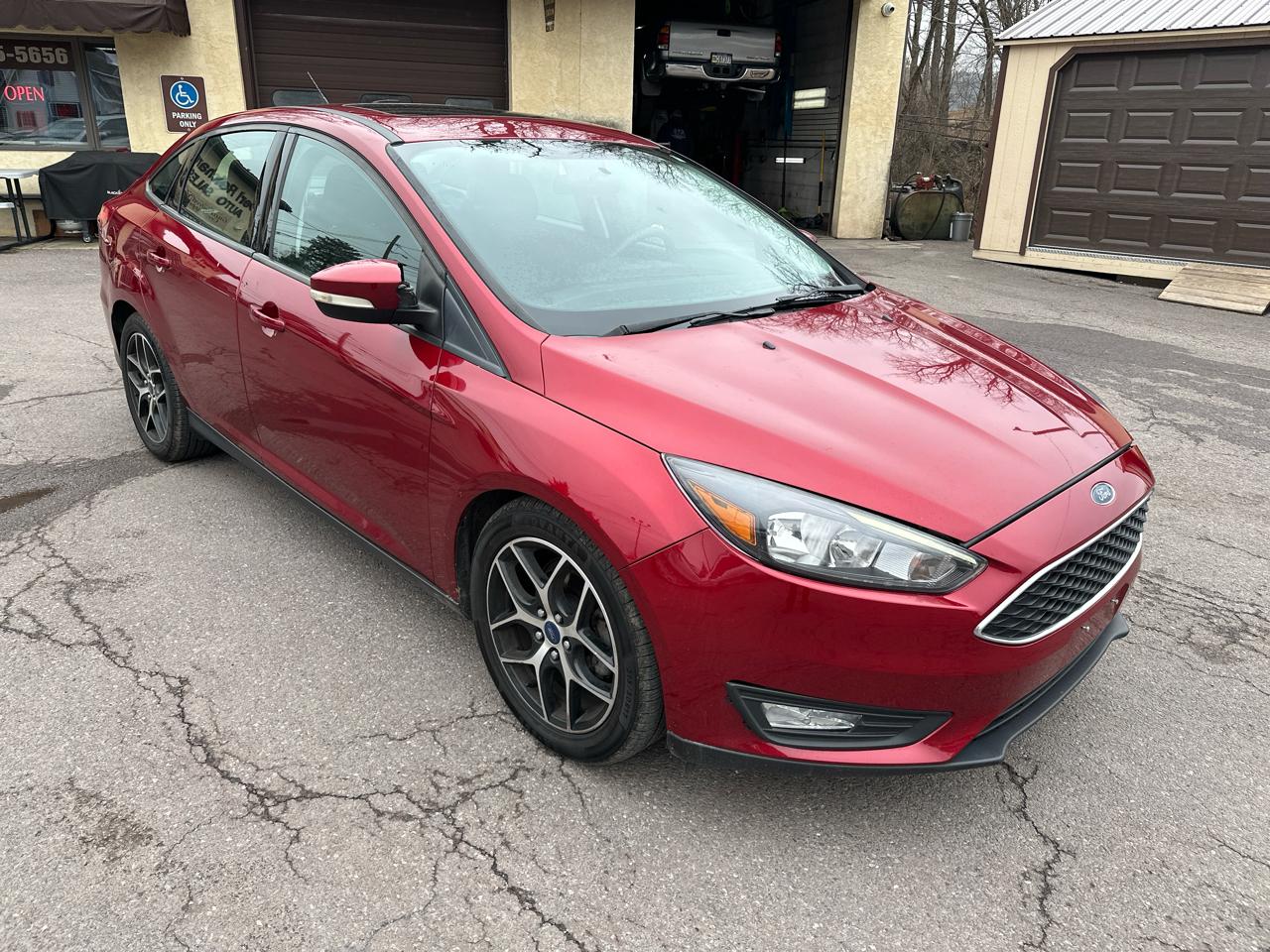 Ford Focus SEL Sedan 2017
