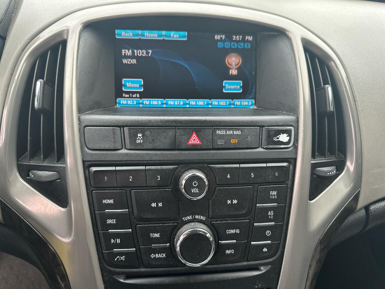 Buick Verano Base 2015