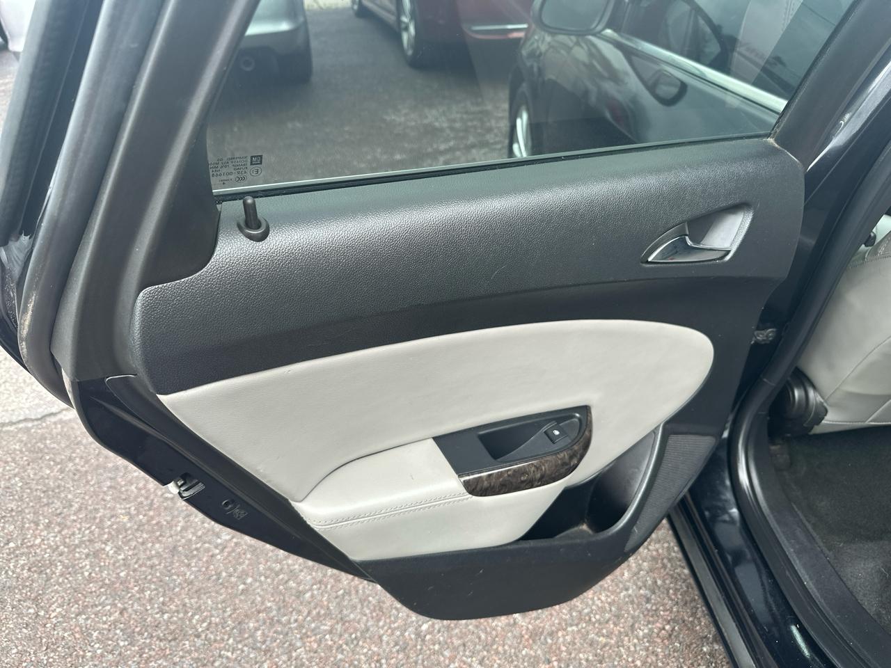 Buick Verano Base 2015
