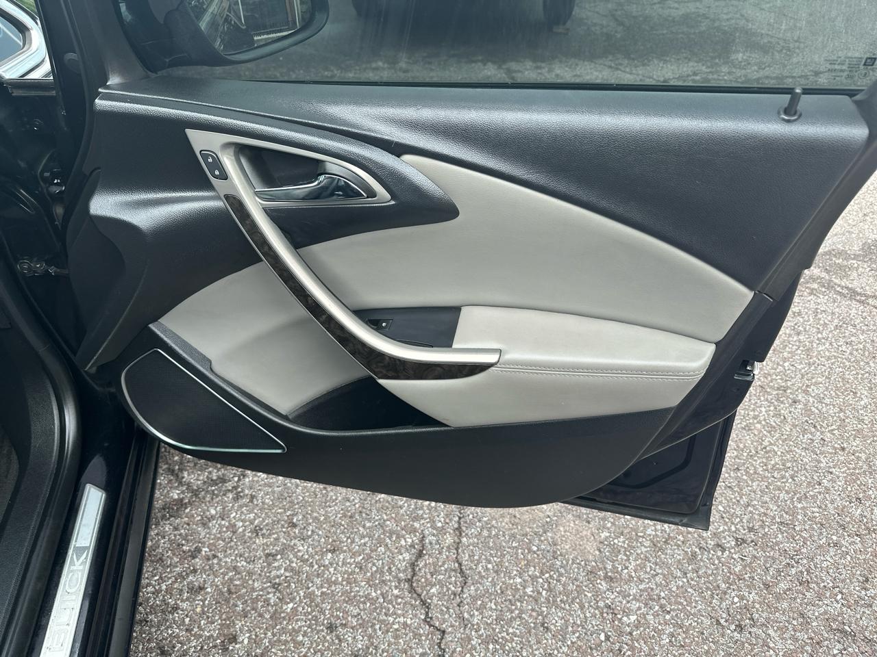 Buick Verano Base 2015