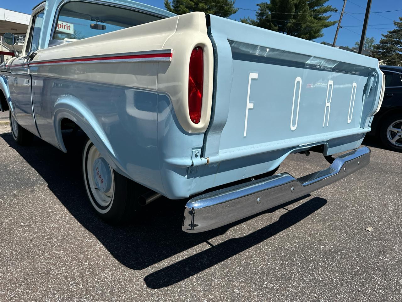 Ford F100 Custom Reg Cab 1963