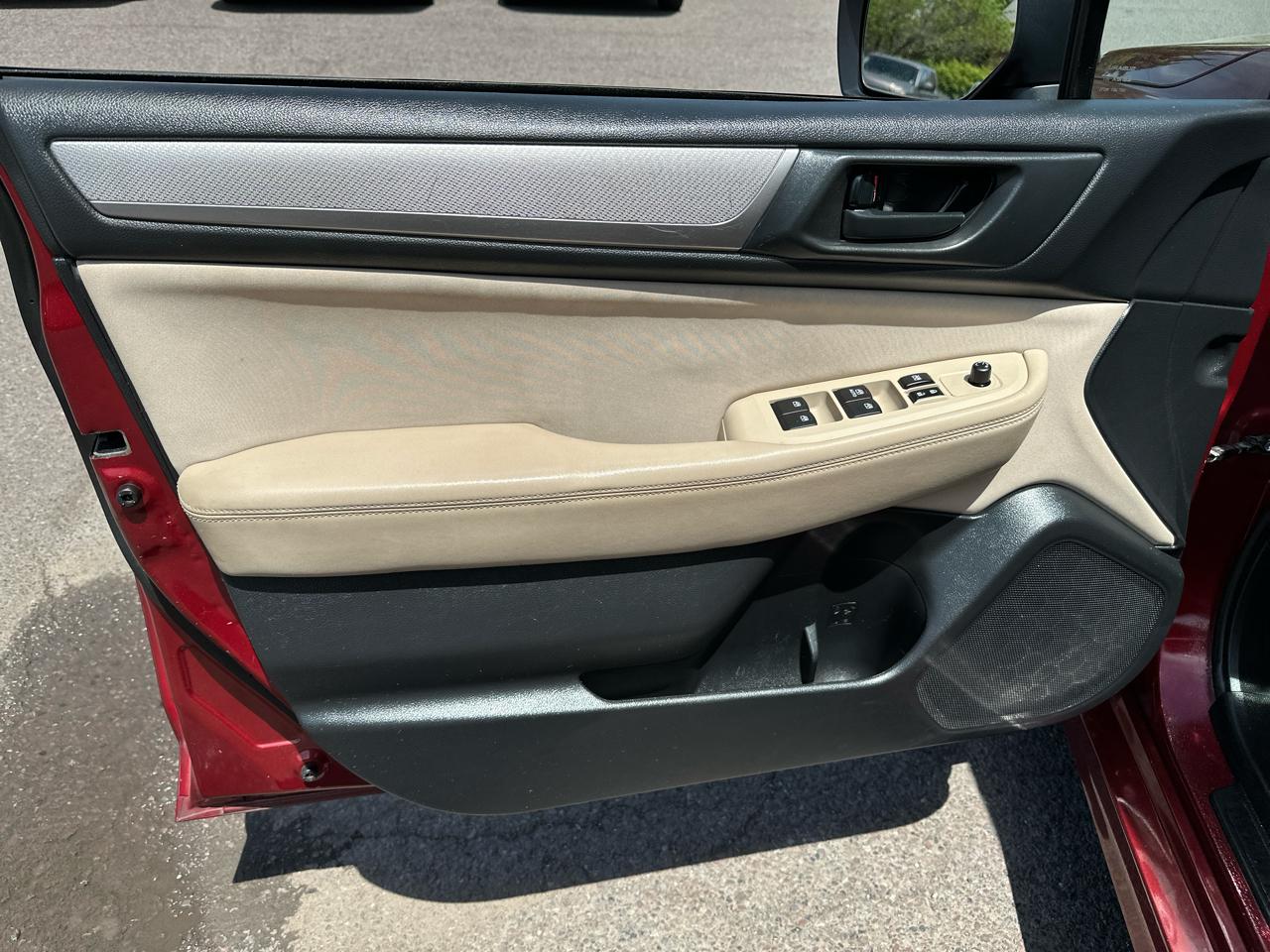 Subaru Legacy 2.5i 2015