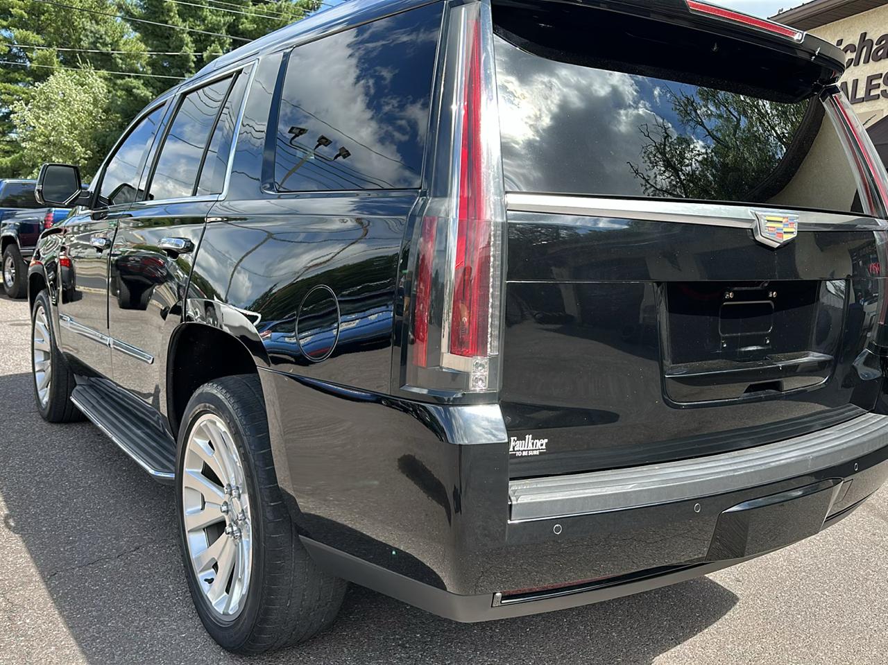 Cadillac Escalade Premium 4WD 2016