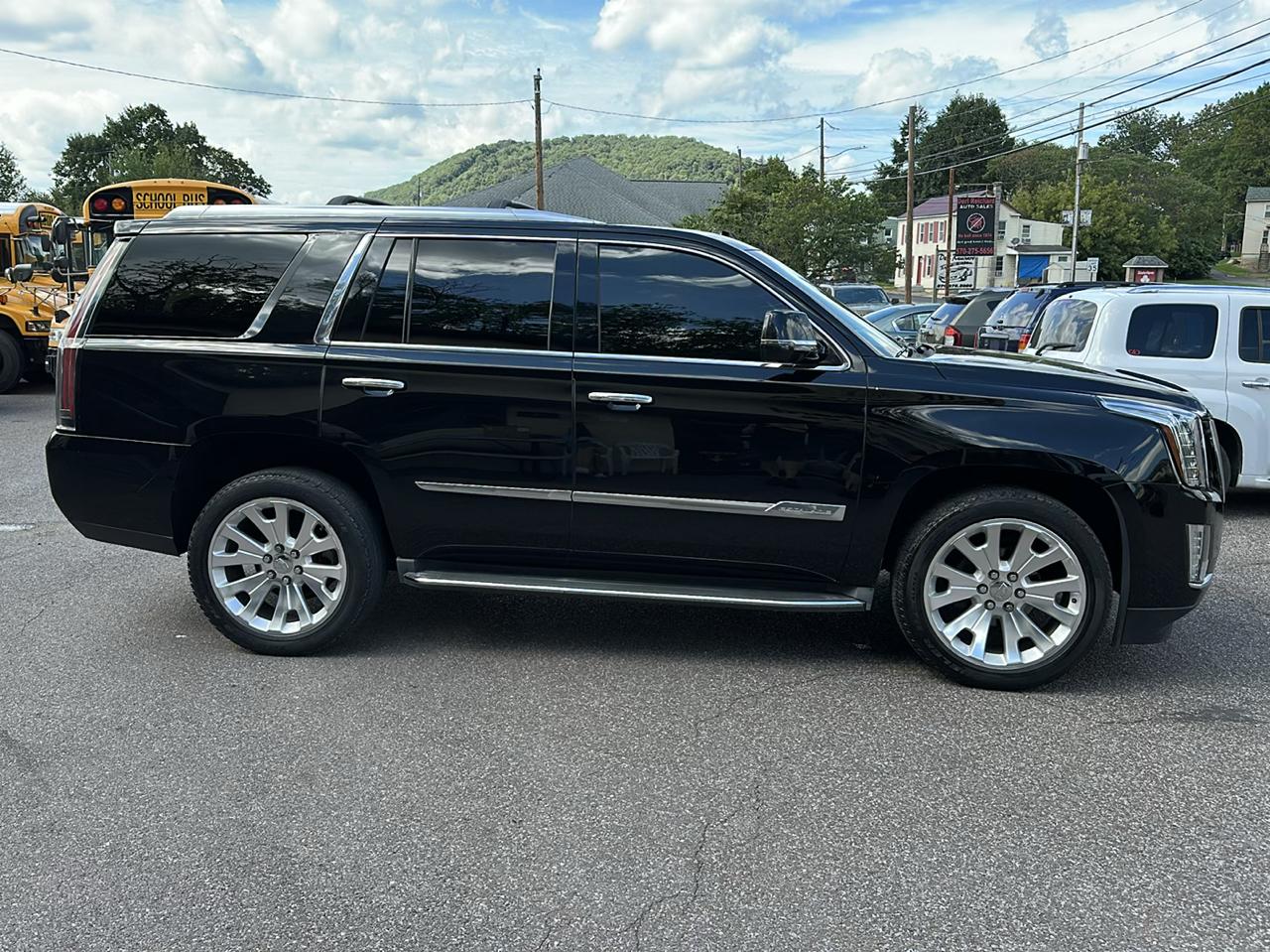 Cadillac Escalade Premium 4WD 2016