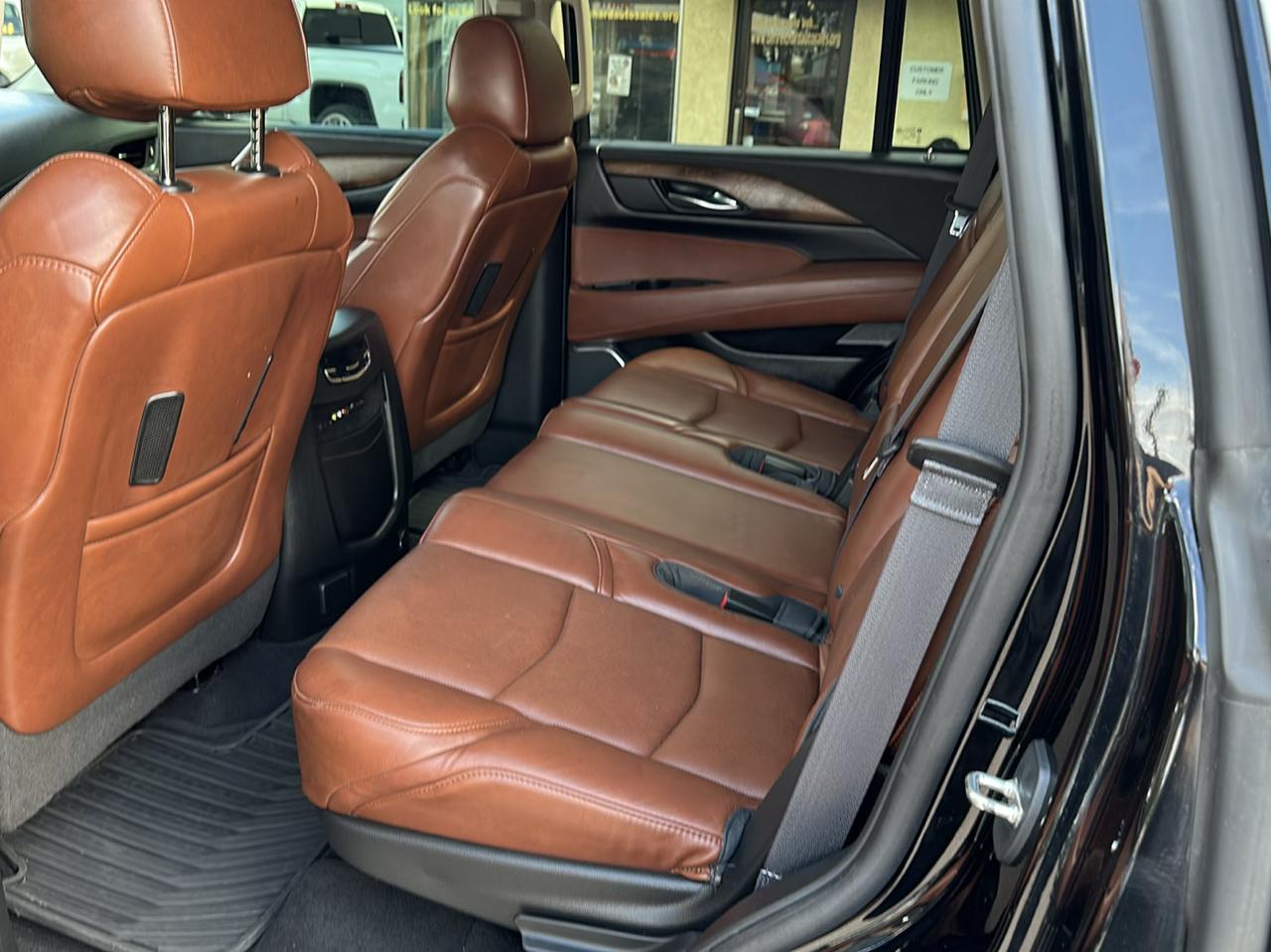 Cadillac Escalade Premium 4WD 2016