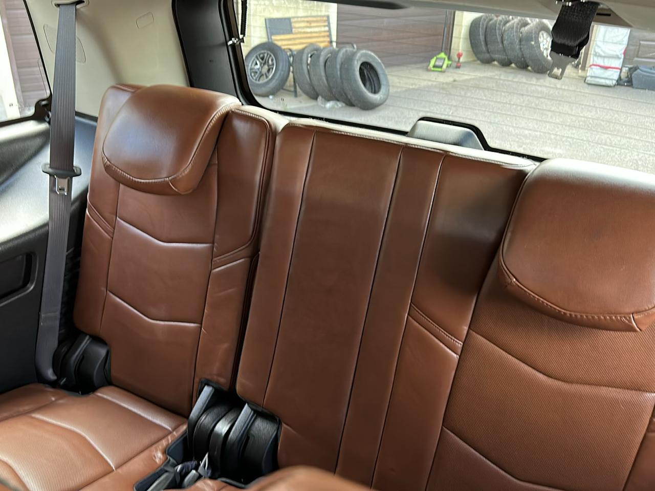 Cadillac Escalade Premium 4WD 2016