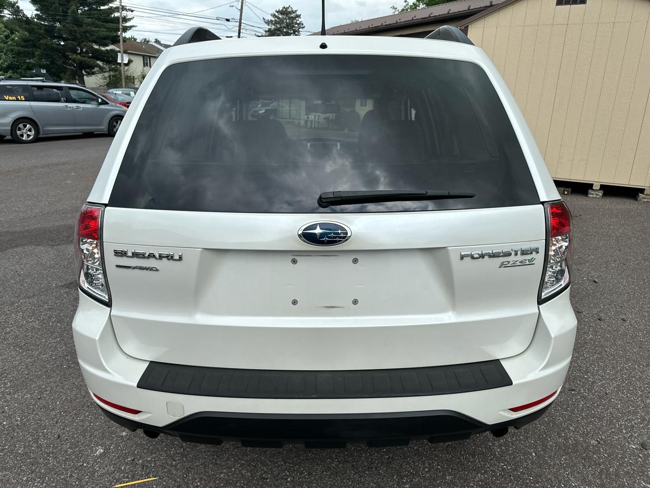 Subaru Forester 2.5X Premium 2013