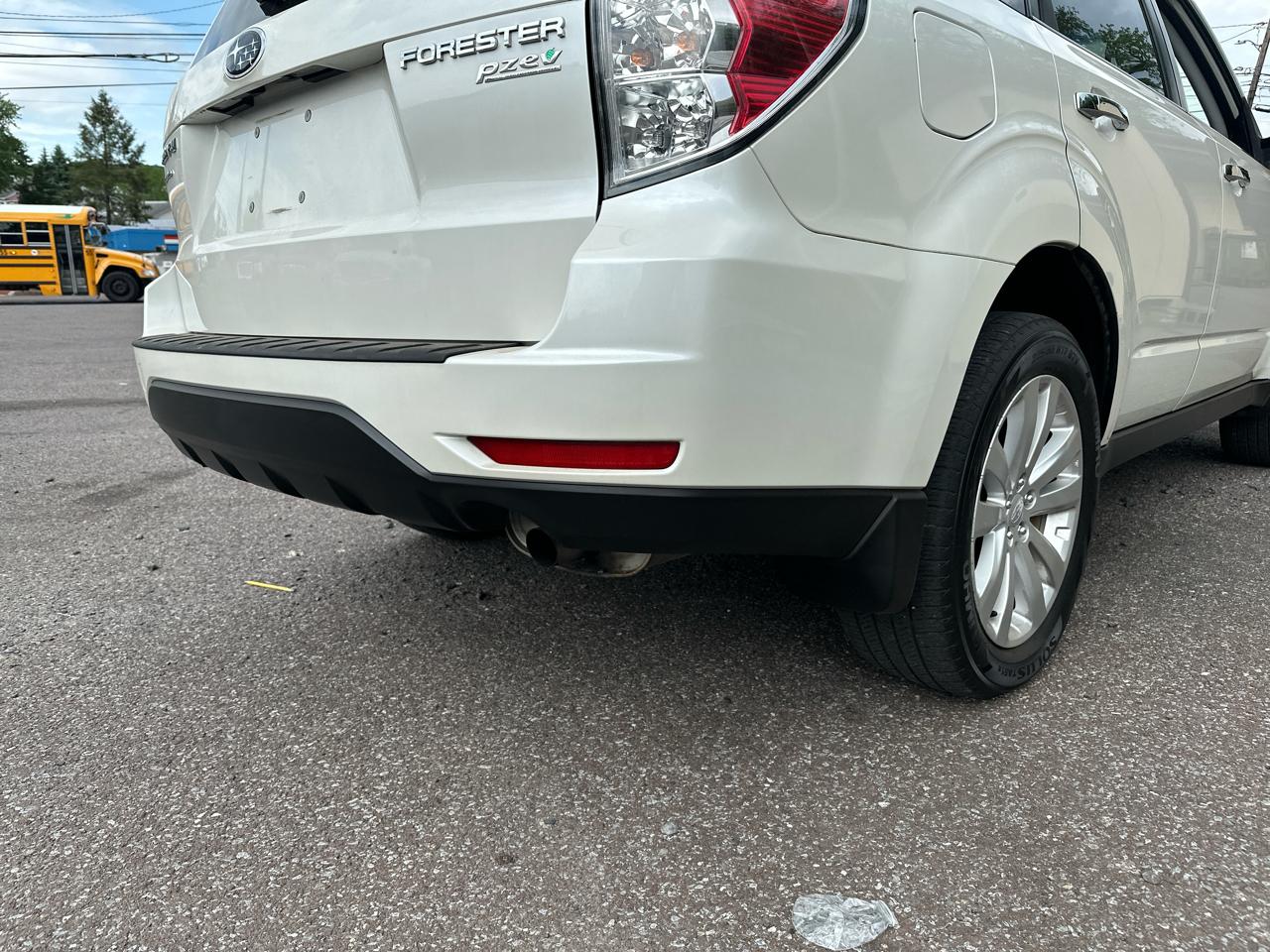 Subaru Forester 2.5X Premium 2013