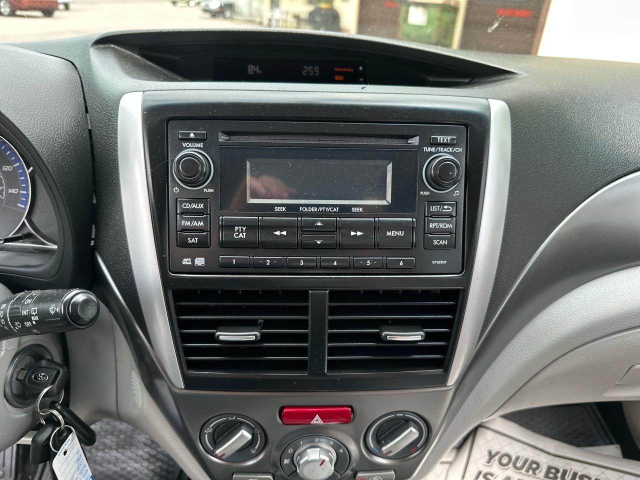 Subaru Forester 2.5X Premium 2013