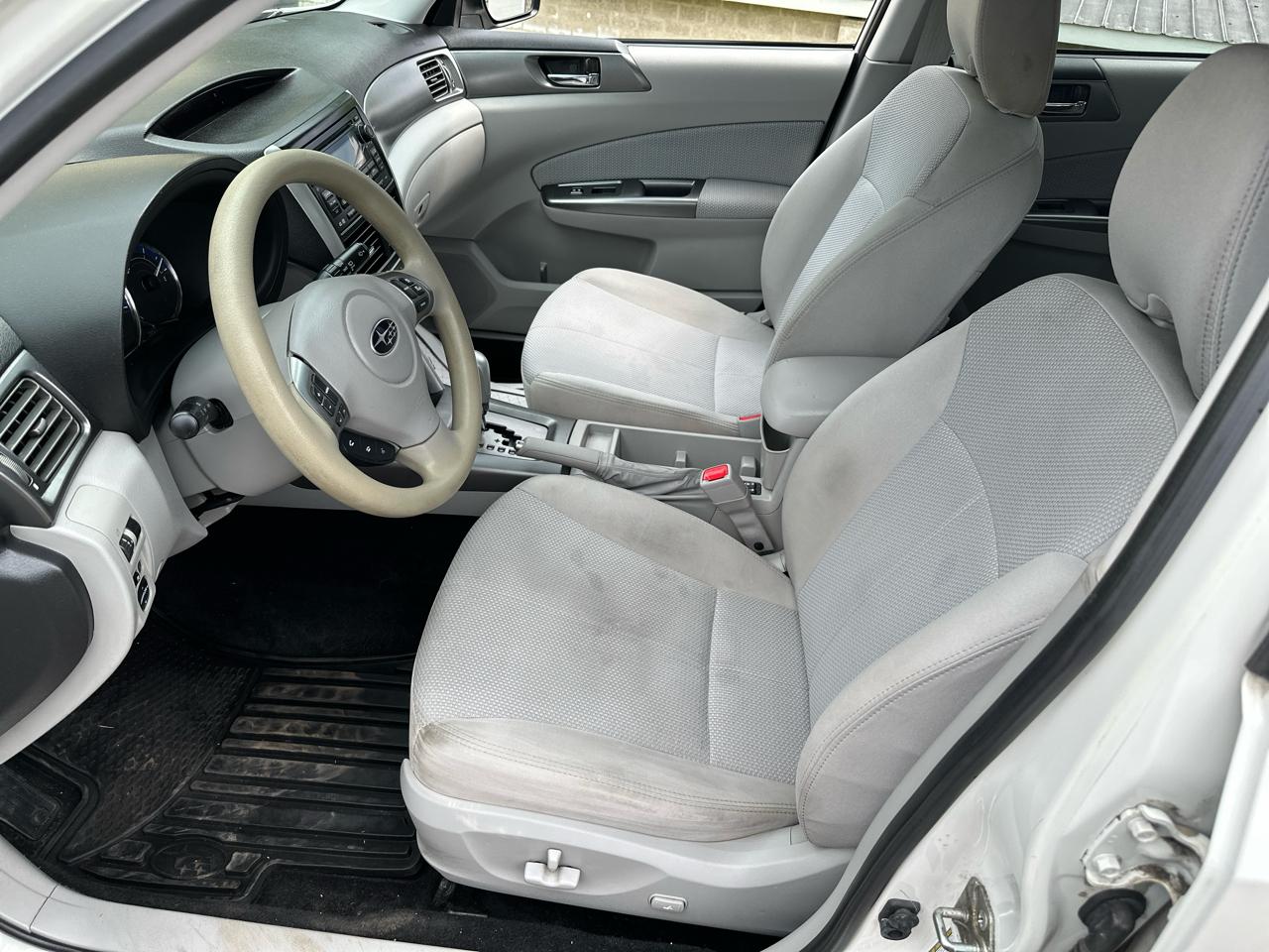 Subaru Forester 2.5X Premium 2013