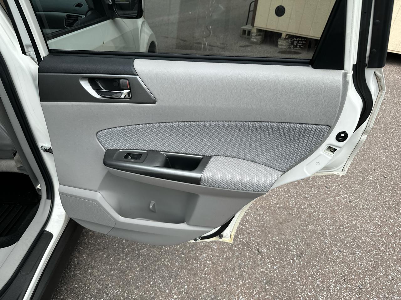 Subaru Forester 2.5X Premium 2013