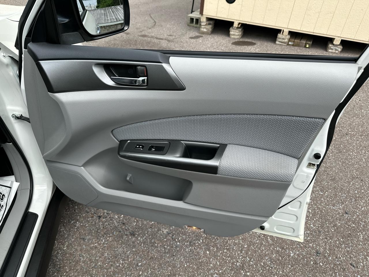 Subaru Forester 2.5X Premium 2013