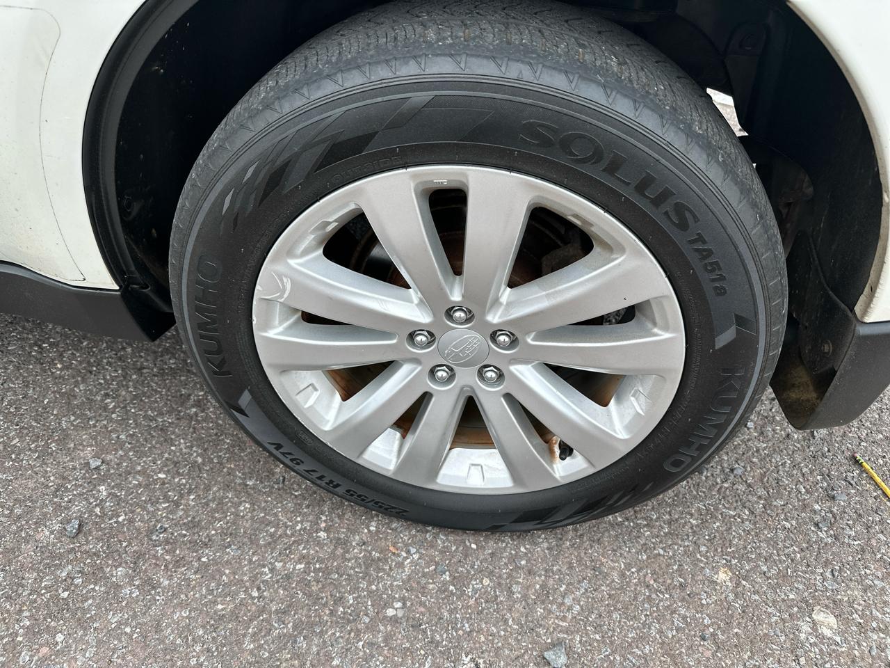 Subaru Forester 2.5X Premium 2013