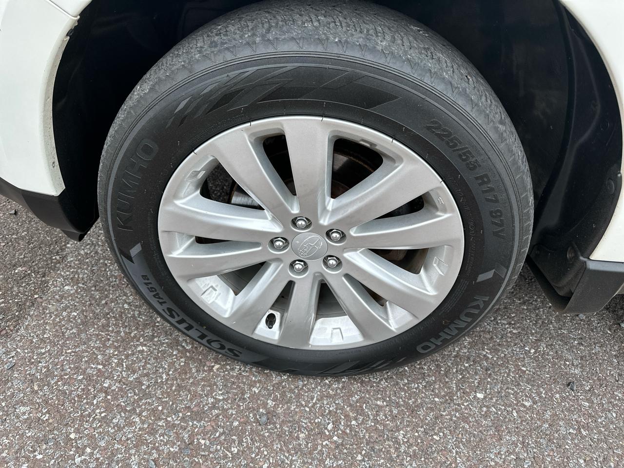 Subaru Forester 2.5X Premium 2013