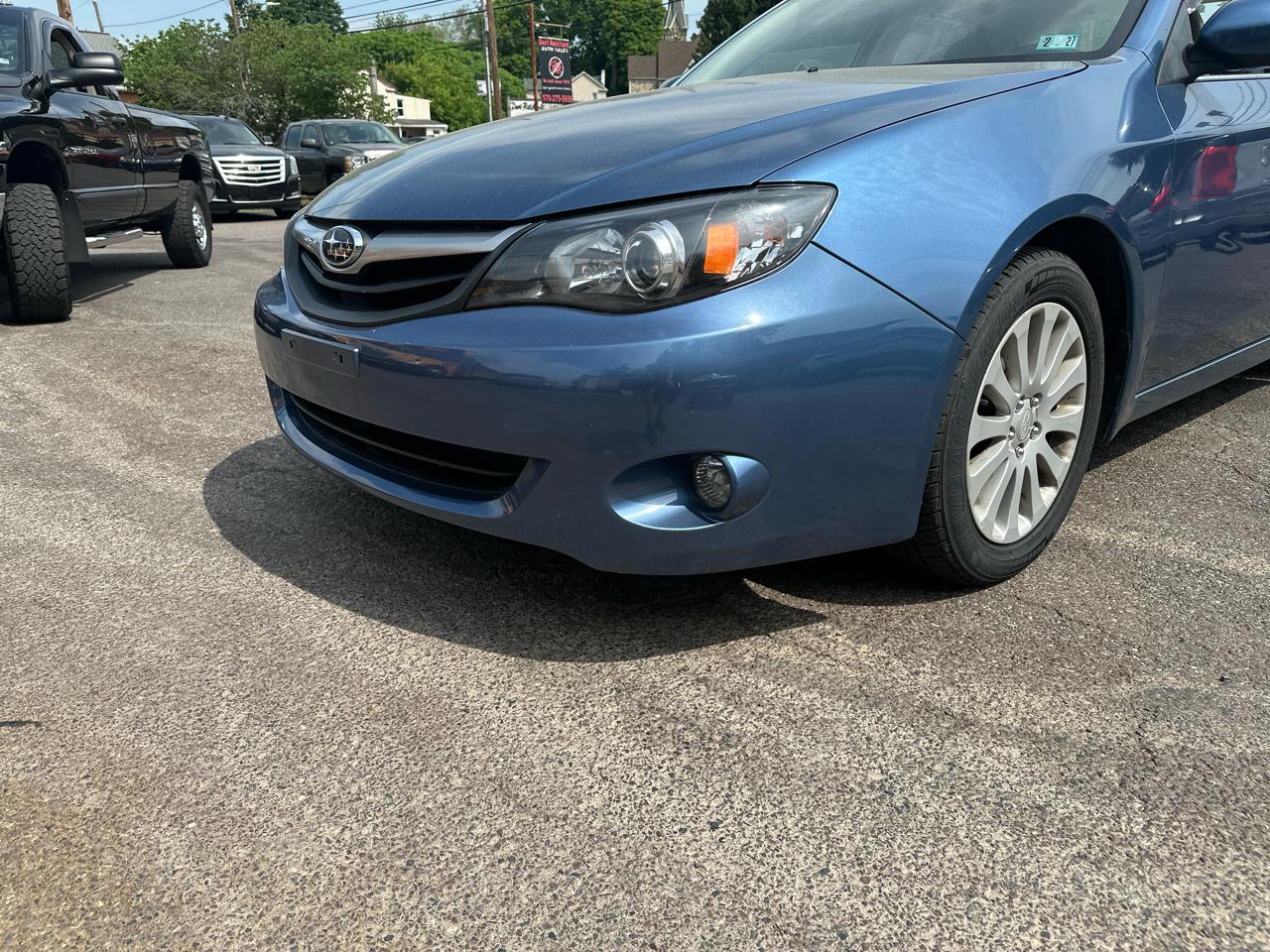 Subaru Impreza 2.5i Premium 4-Door 2010