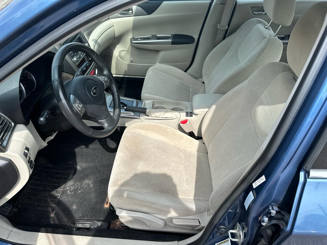 Subaru Impreza 2.5i Premium 4-Door 2010