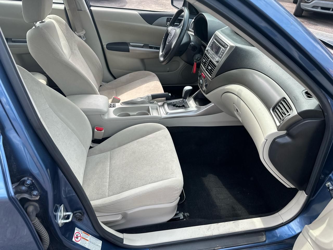 Subaru Impreza 2.5i Premium 4-Door 2010