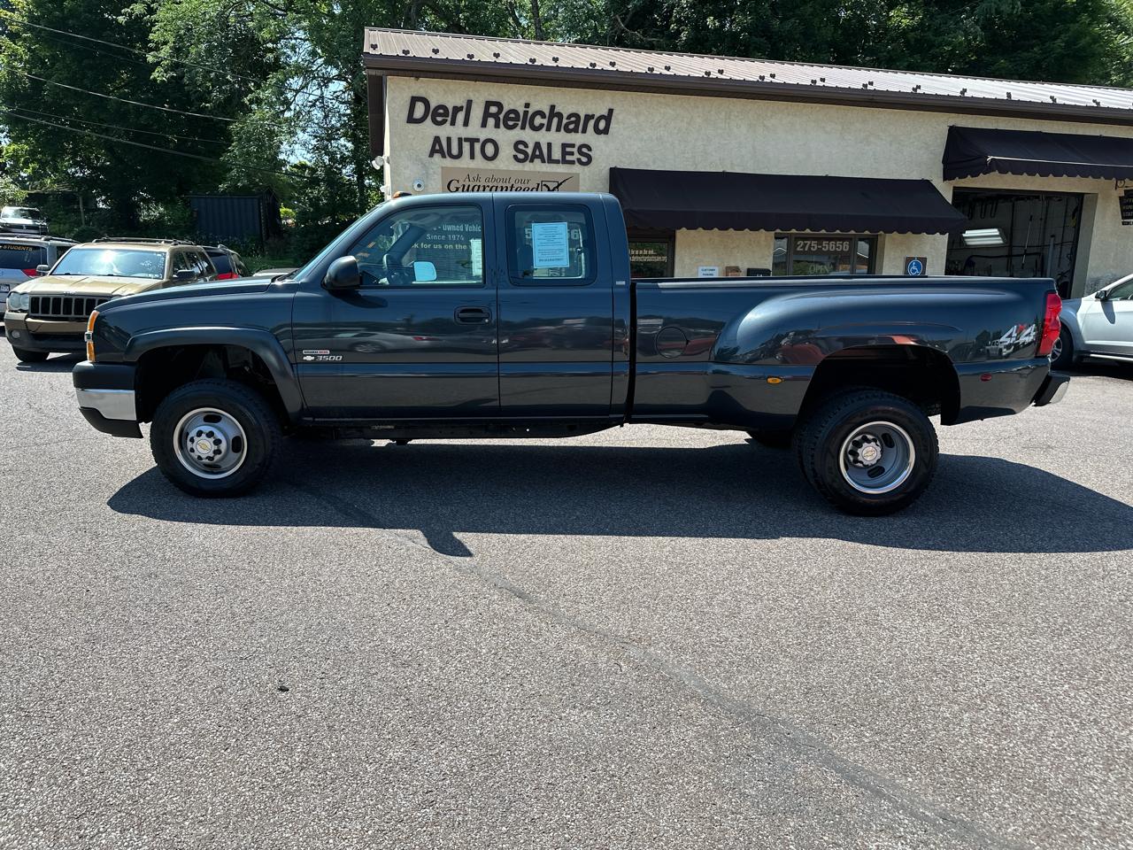 Chevrolet Silverado 3500 Work Truck Ext. Cab 4WD 2004