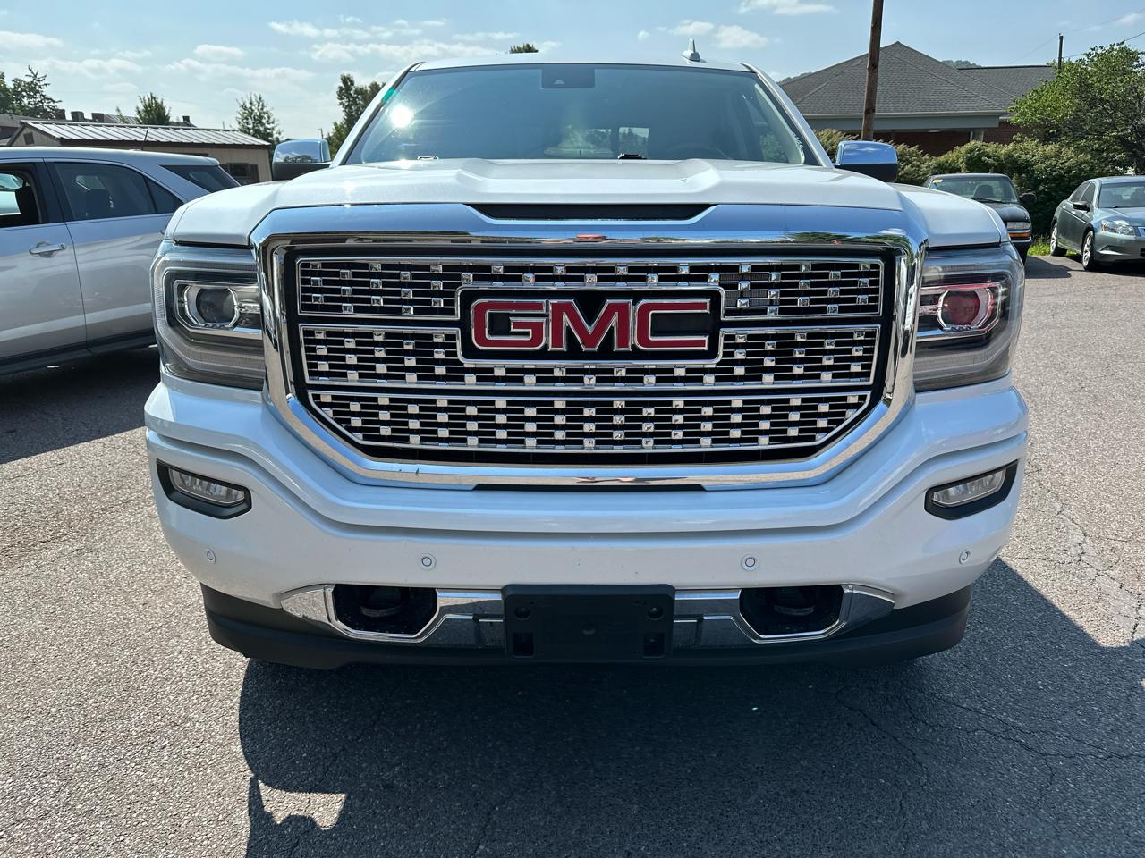 GMC Sierra 1500 Denali Crew Cab 4WD SWB 2018